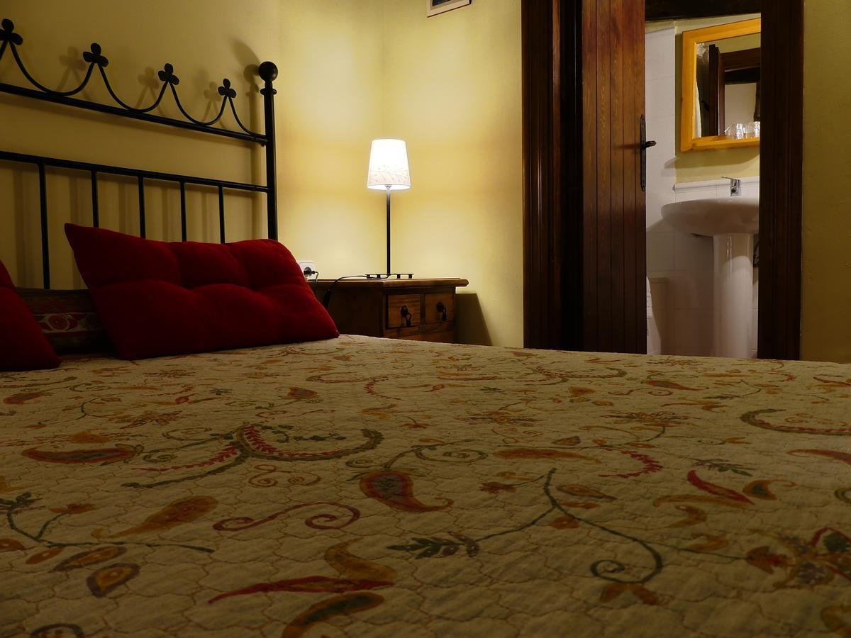 Hotel Posada Del Adarve อัลบาร์ราซิน ภายนอก รูปภาพ